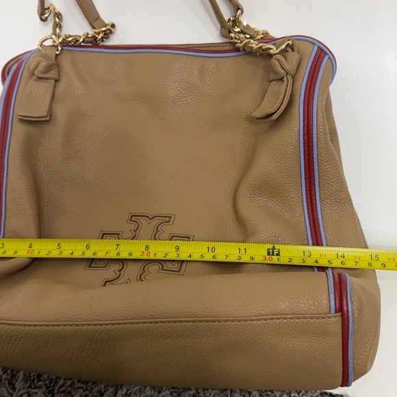 Tory Burch Harper Stripe tote bag.Color is vintage Camel - Picture 15 of 16